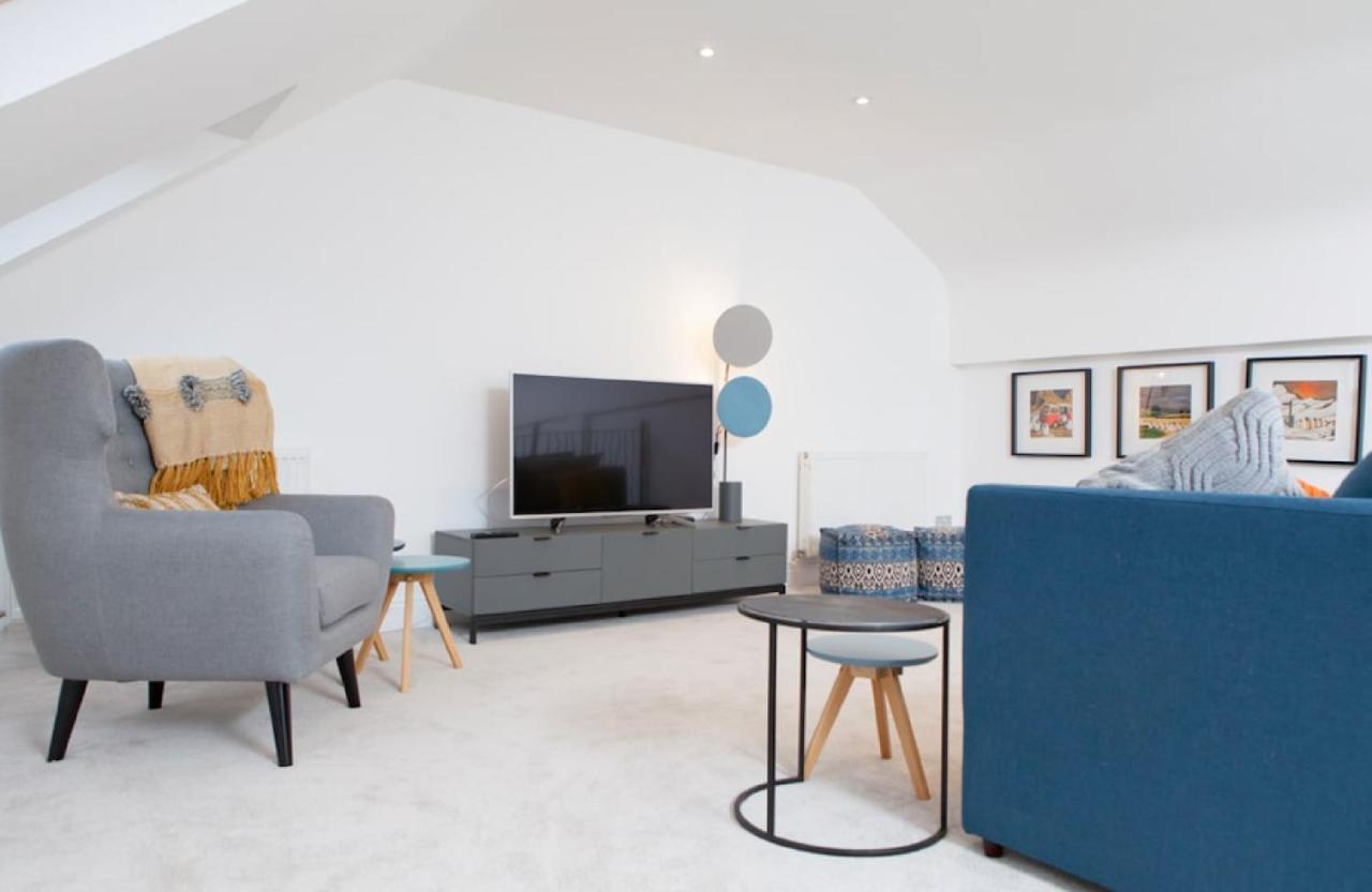 Edinburgh Deluxe Duplex With Garage — Photos 3